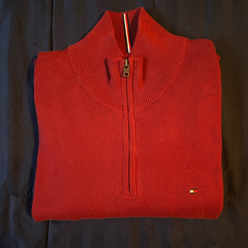 NEVER WORN Quarter-Zip
